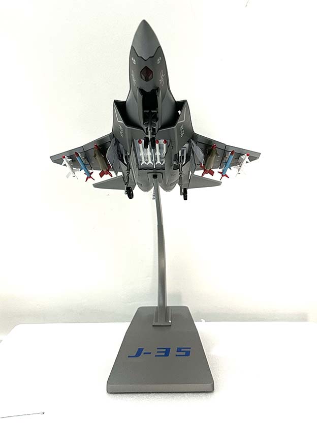 1：48歼35战斗机模型