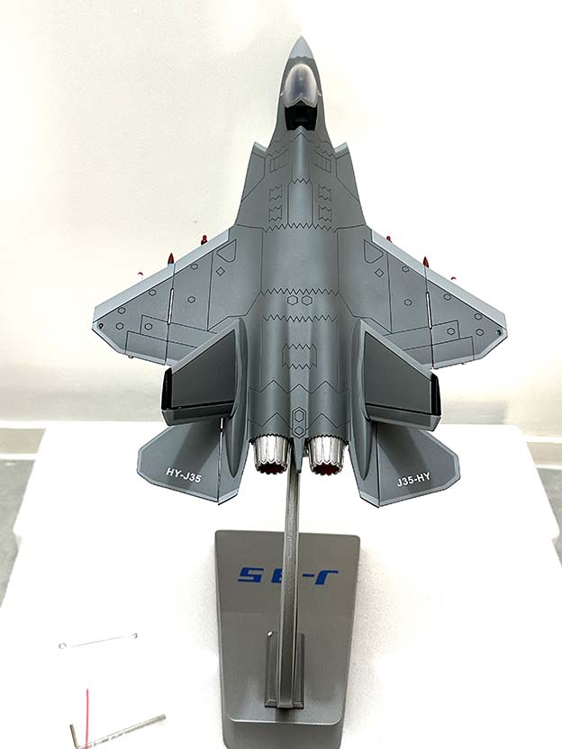 1：48歼35战斗机模型