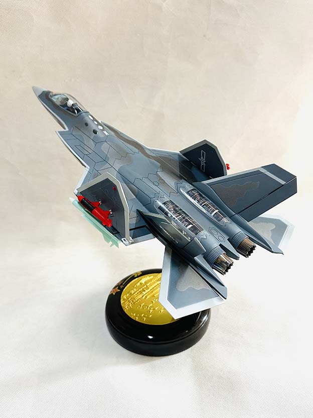1766558606445284.jpg 1:30圆盘底座歼35模型