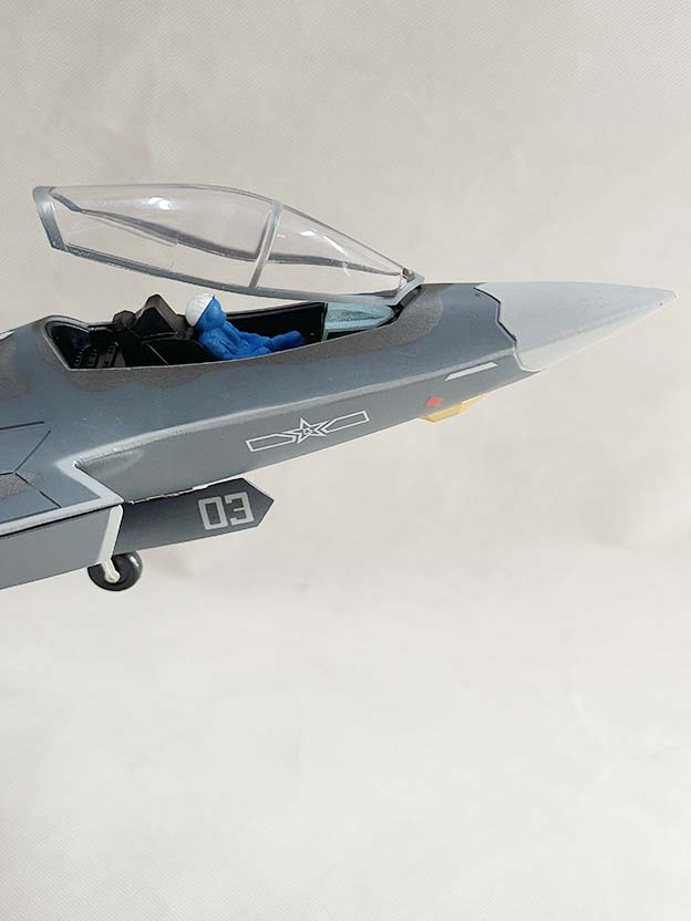 1766558619647860.jpg 1:30圆盘底座歼35模型