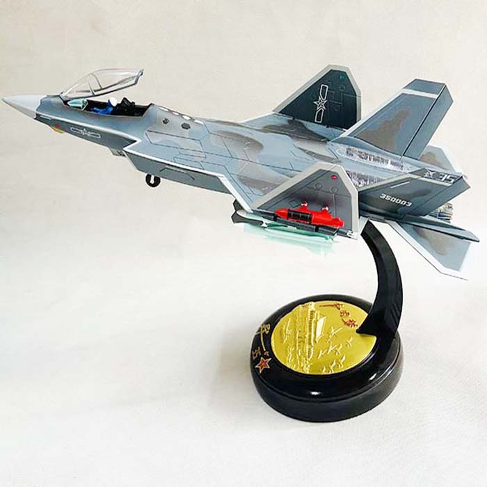 1766558633739209.jpg 1:30圆盘底座歼35模型