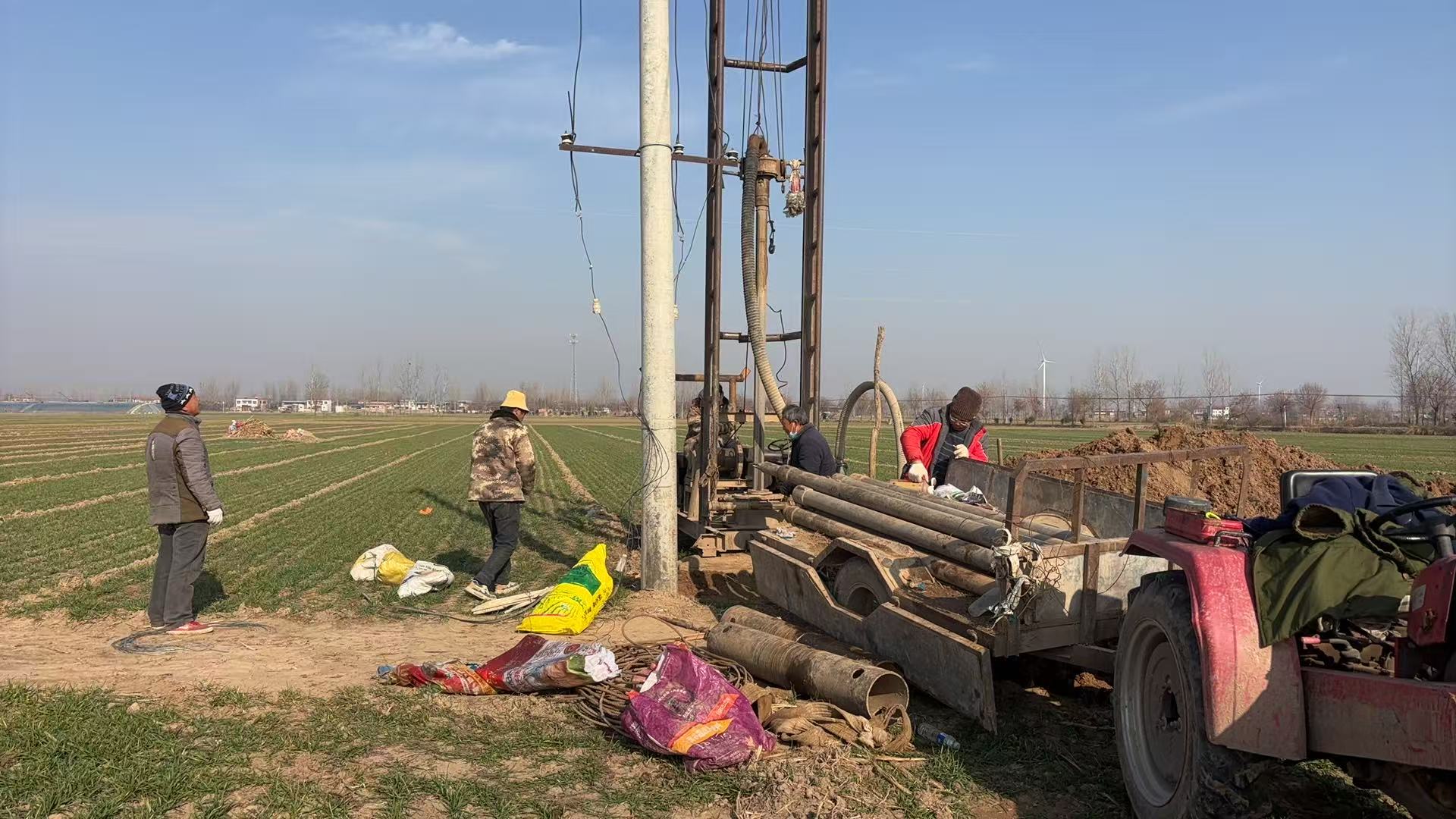 1766728451495521.jpg 开封打井打桩