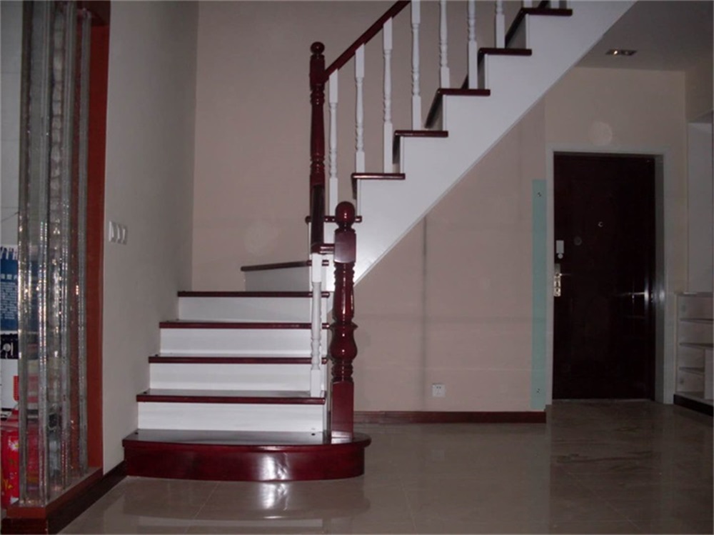成品楼梯