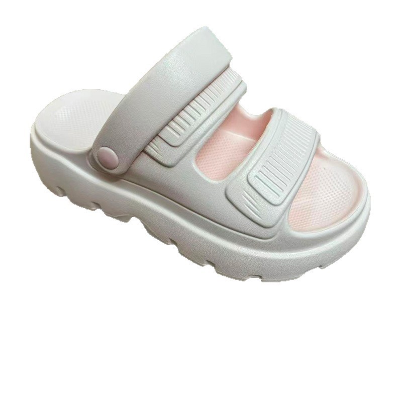 1766825846181675.jpg 雅购特拖鞋