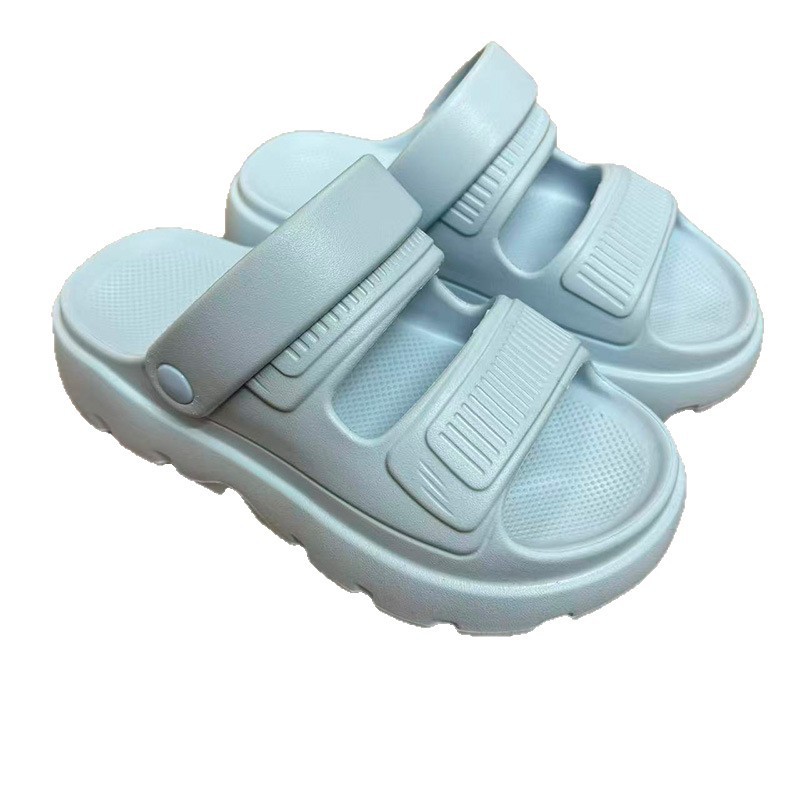 1766825851444033.jpg 雅购特拖鞋