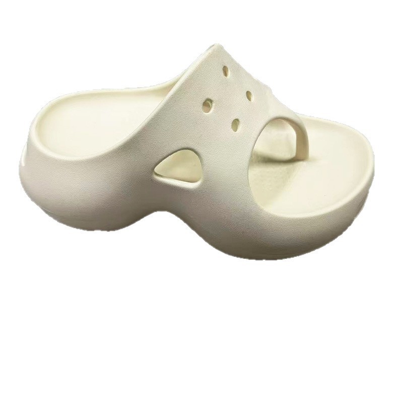 1766977245813003.jpg 雅购特拖鞋