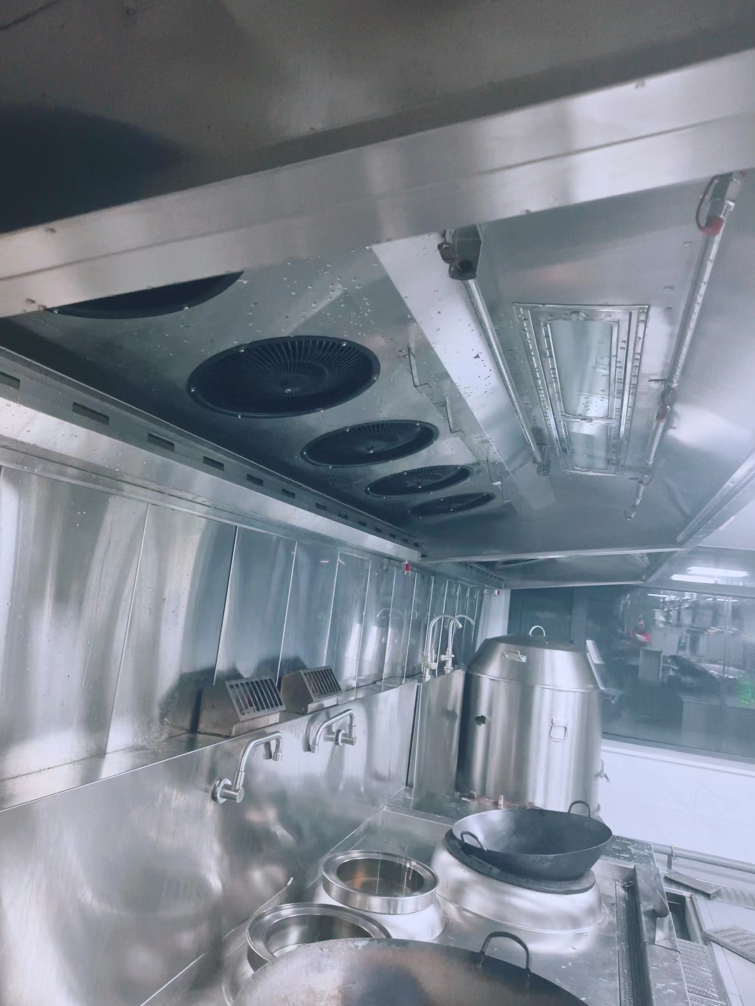 1767068601813878.jpg 排油烟系统清洗