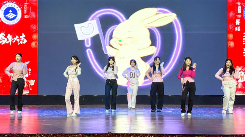 营口渤海卫生学校