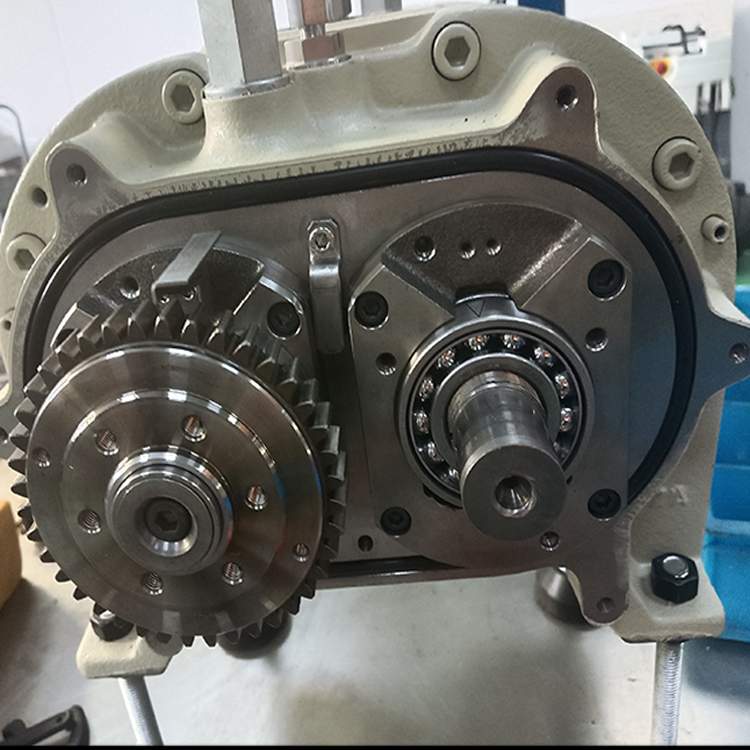 1767141341983322.jpg EBARA ESR100CN干泵维修