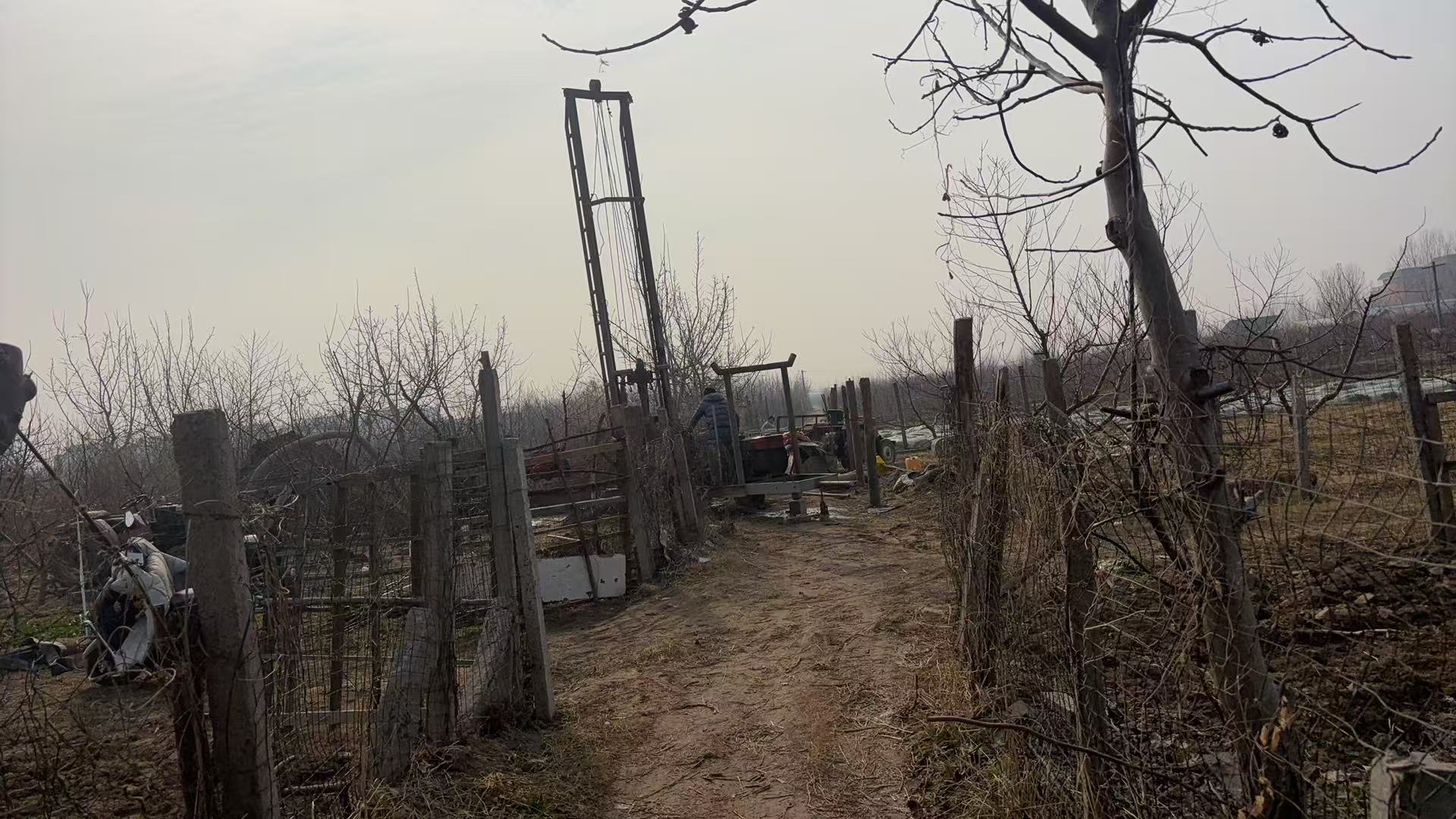 1767141891373462.jpg 开封打井打桩