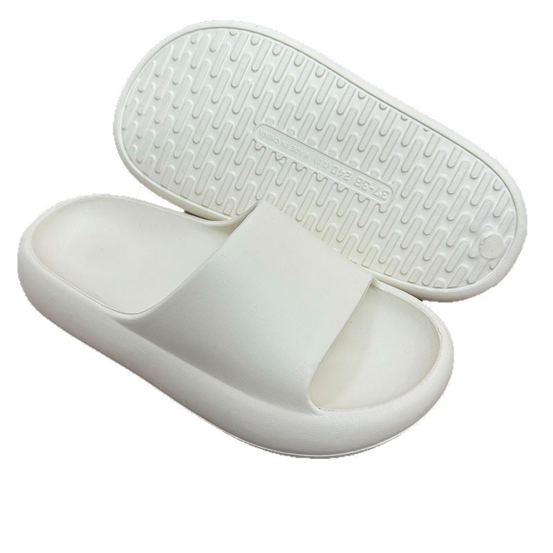 1767151923727380.jpg 雅购特拖鞋