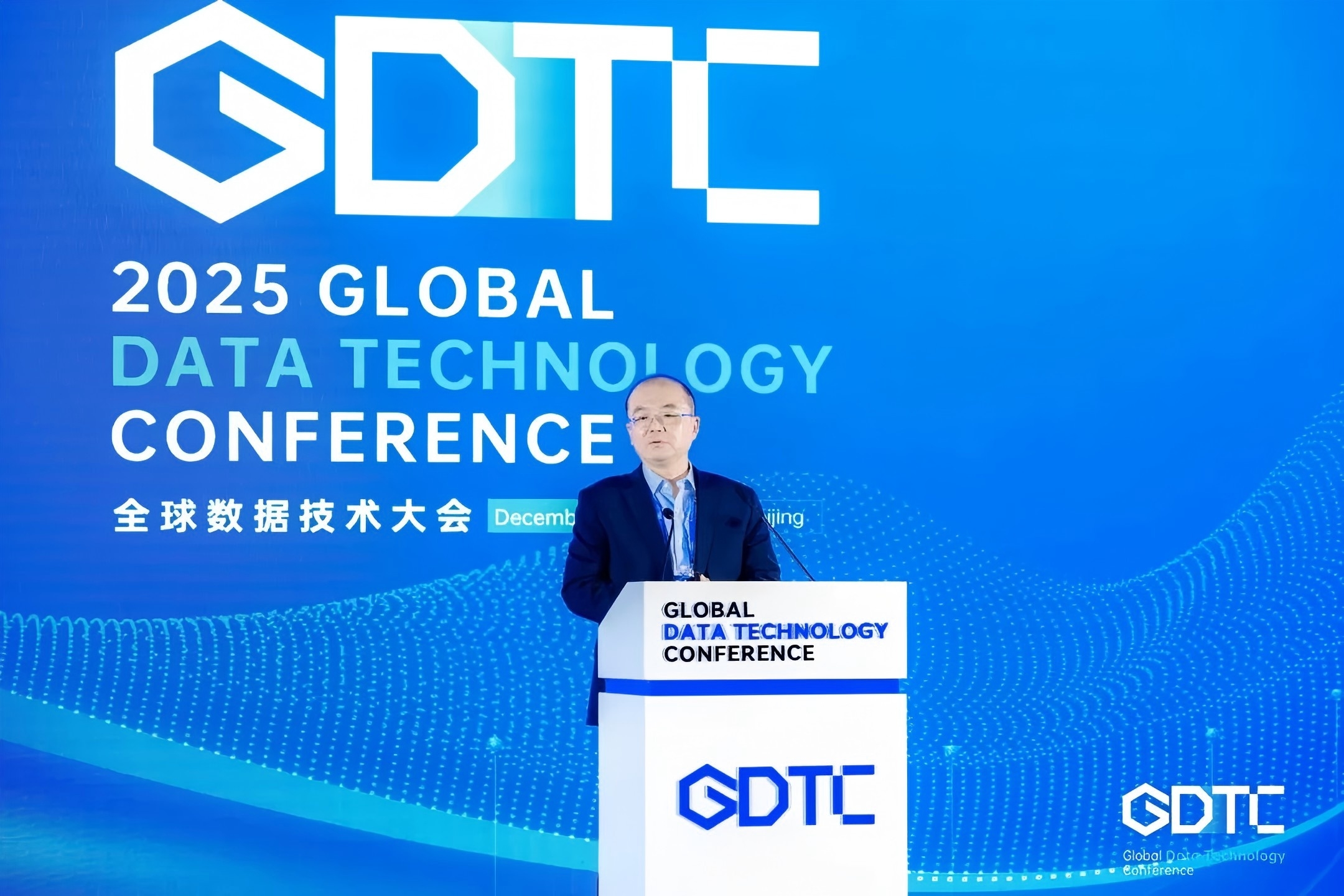 1767161214231668.jpg 烽火通信