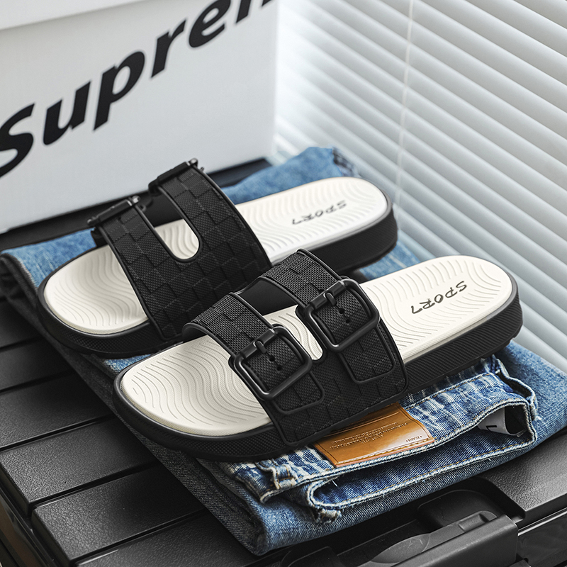 1767161598650941.jpg 雅购特拖鞋