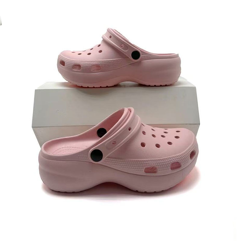 1767409404281407.jpg 雅购特拖鞋