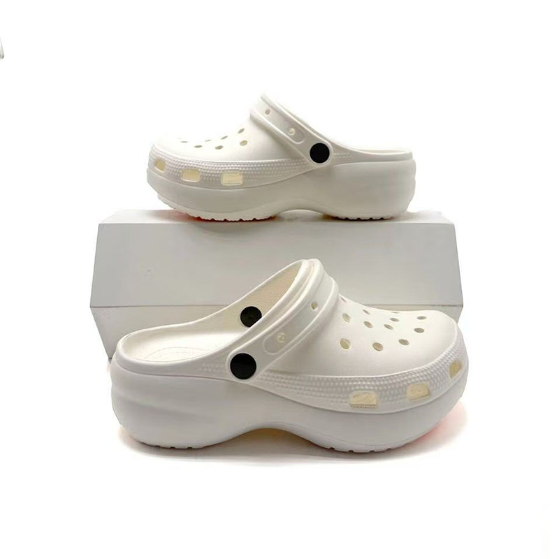 1767409410150325.jpg 雅购特拖鞋