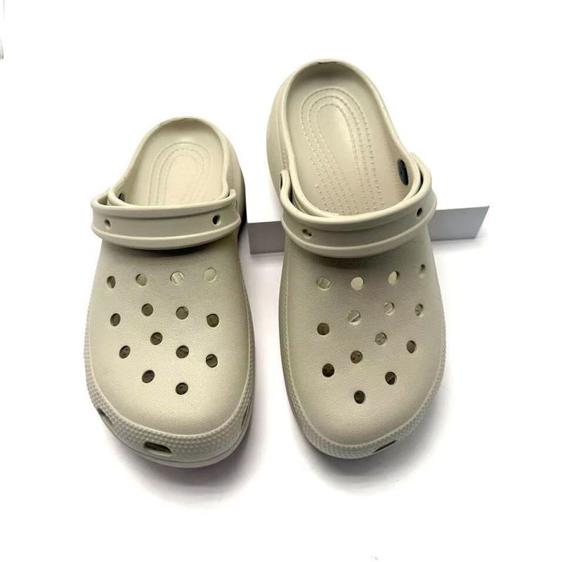 1767409426710681.jpg 雅购特拖鞋