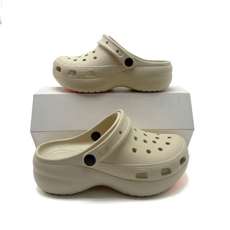 1767409426978783.jpg 雅购特拖鞋