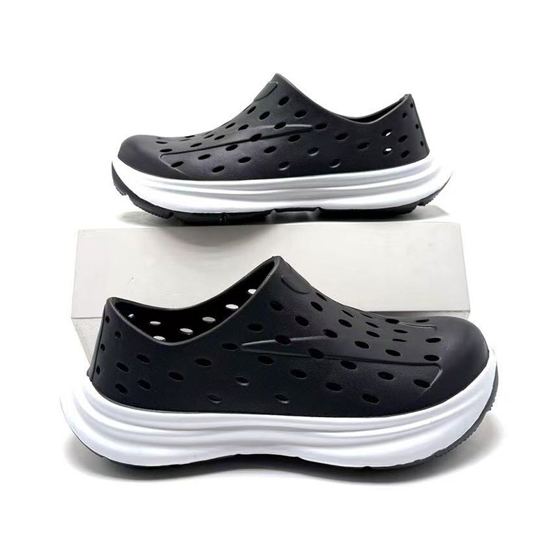 1767409646233281.jpg 雅购特拖鞋