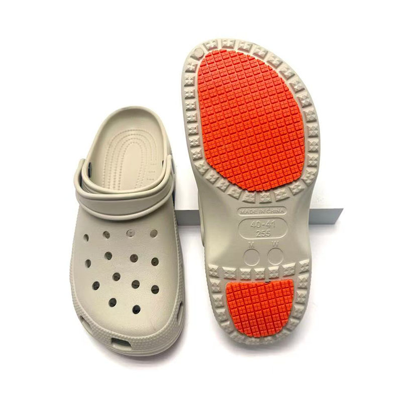 1767410284751889.jpg 雅购特拖鞋