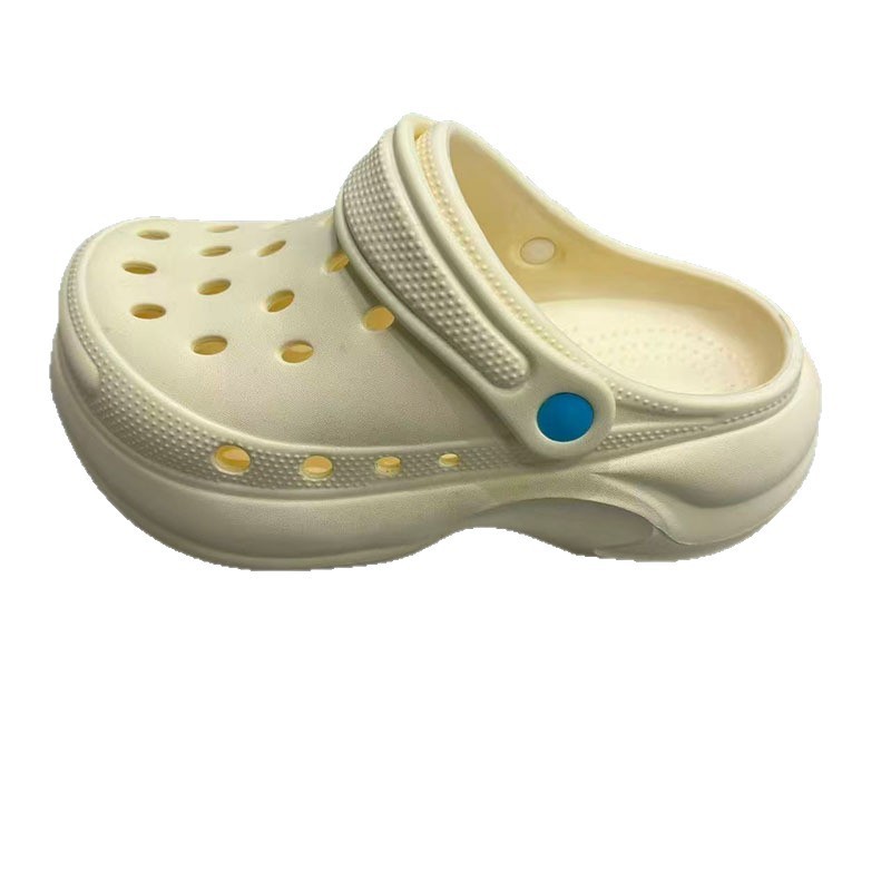 1767412782949080.jpg 雅购特拖鞋