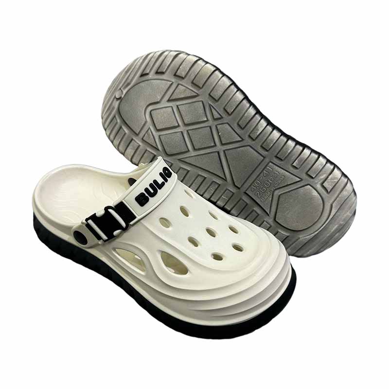 1767428222162490.jpg 雅购特拖鞋