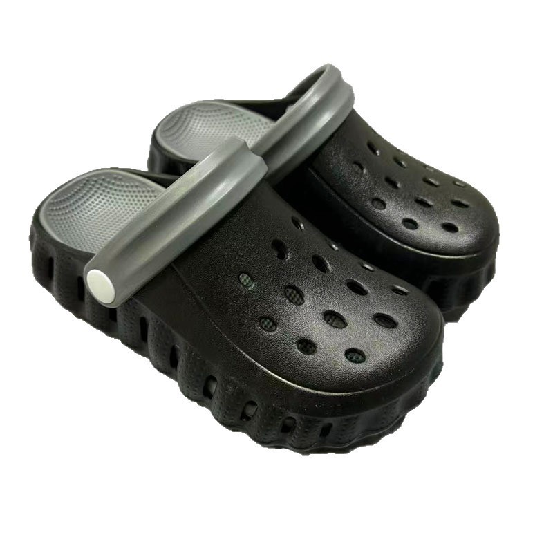 1767582557347018.jpg 雅购特拖鞋