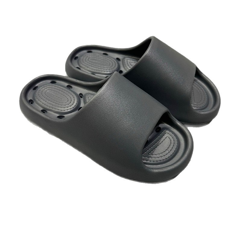 1767597972382040.jpg 雅购特拖鞋