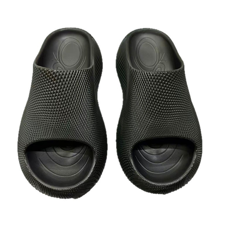 1767598296187696.jpg 雅购特拖鞋