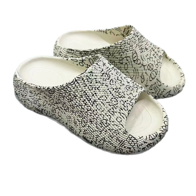 1767598393995923.jpg 雅购特拖鞋