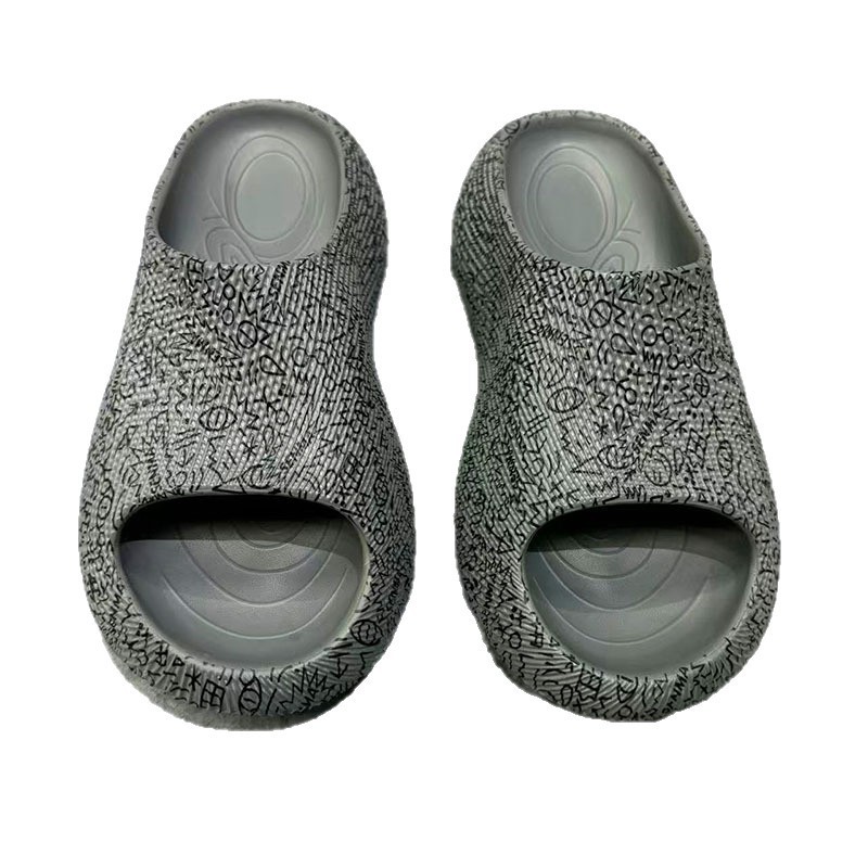 1767598399453810.jpg 雅购特拖鞋