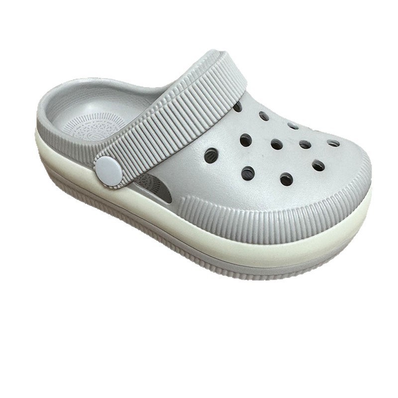 1767600609608451.jpg 雅购特拖鞋