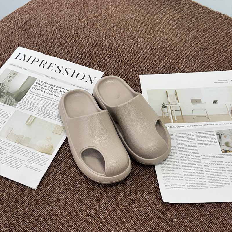 1767754889504678.jpg 雅购特拖鞋