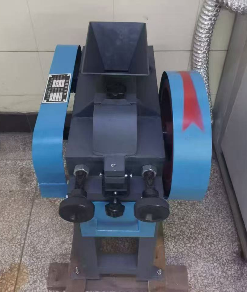 煤質(zhì)儀器實驗室管理制度（由鶴壁天潤技術部編制，如轉發(fā)請注明）