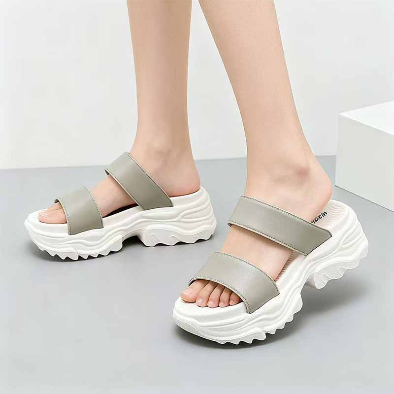 1767852755383848.jpg 雅购特拖鞋