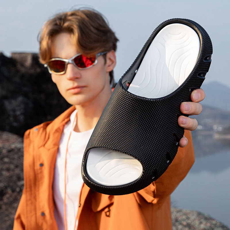 1768027345191863.jpg 雅购特拖鞋