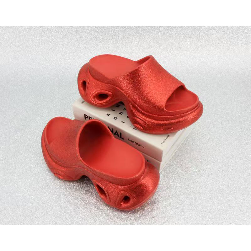 1768038381447010.jpg 雅购特拖鞋