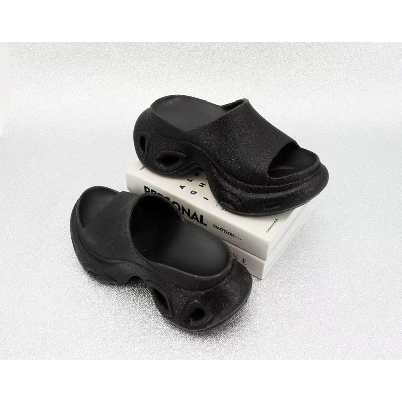 1768038381627248.jpg 雅购特拖鞋