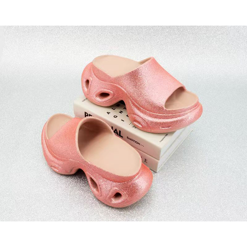 1768038381787161.jpg 雅购特拖鞋