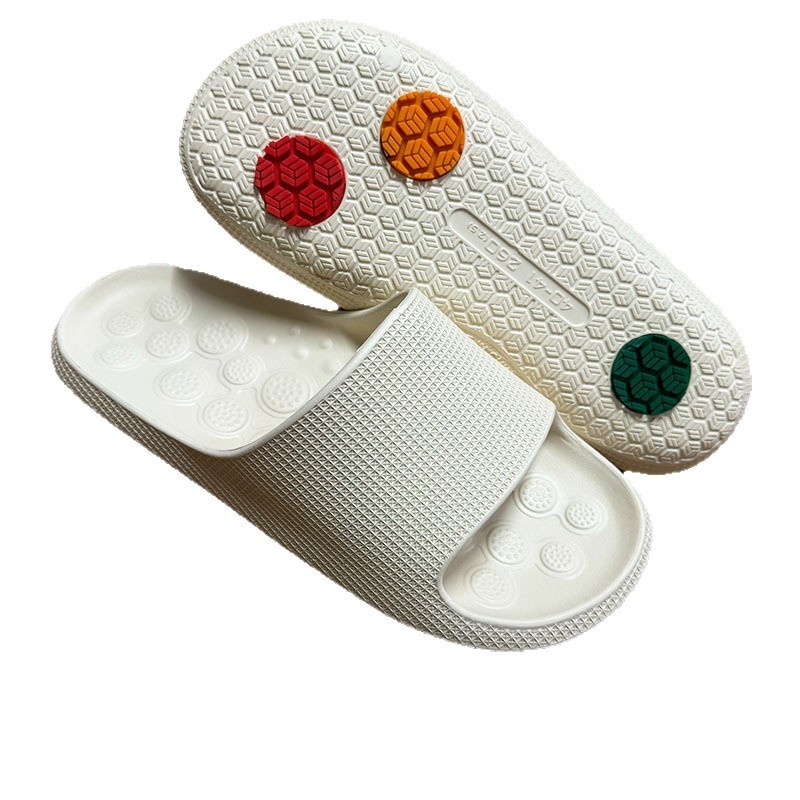 1768184037596314.jpg 雅购特拖鞋