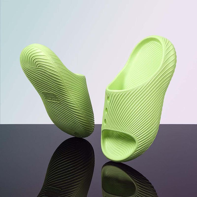 1768354588267618.jpg 雅购特拖鞋