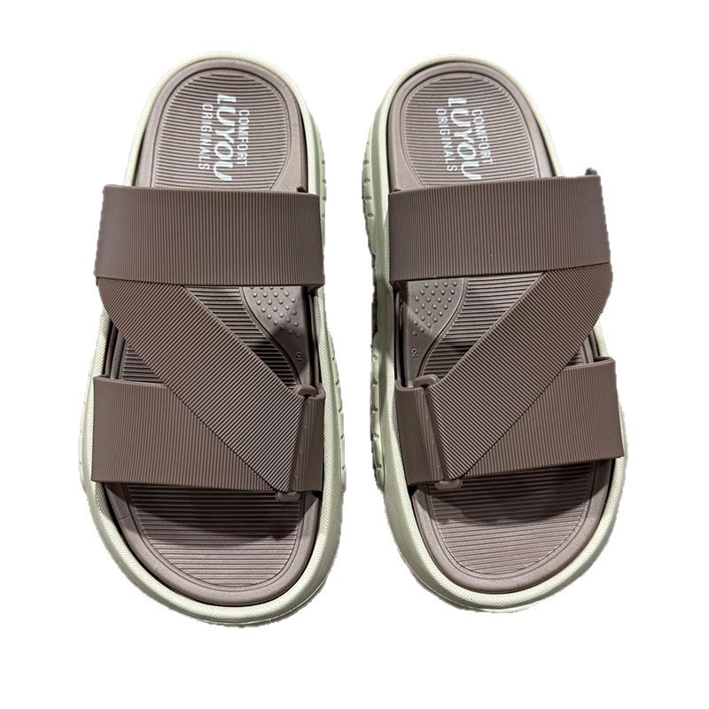 1768384070602910.jpg 雅购特拖鞋