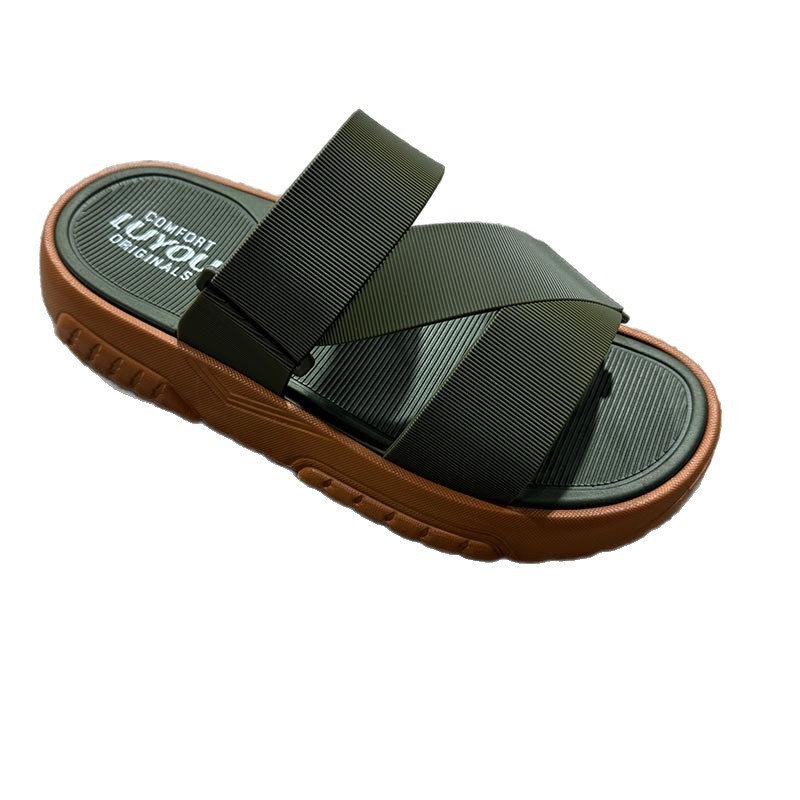 1768384076858605.jpg 雅购特拖鞋