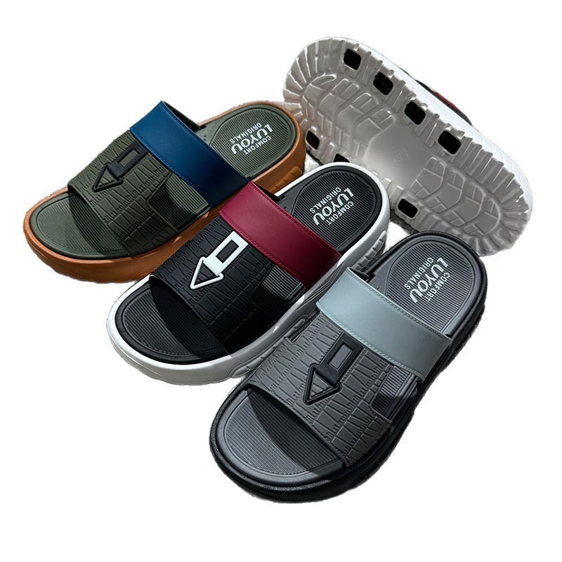 1768384228811865.jpg 雅购特拖鞋