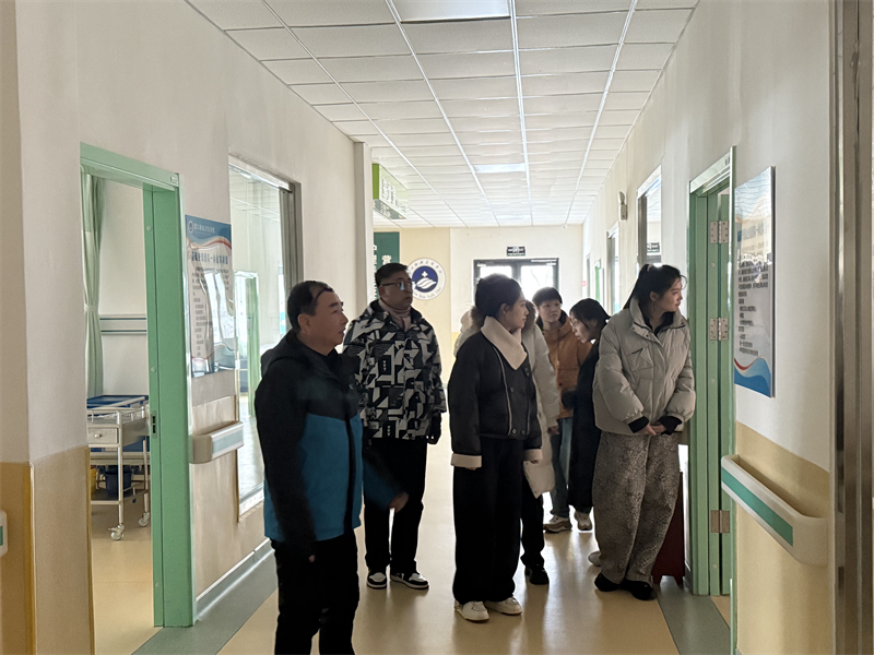 营口渤海卫生学校