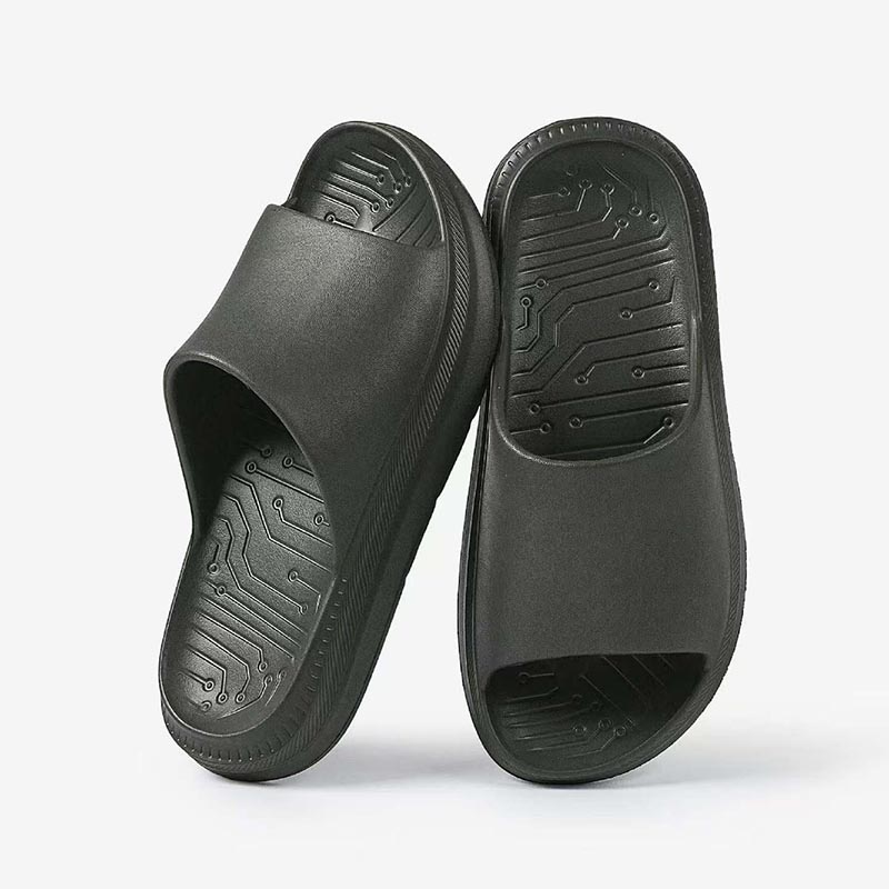 1768642793204896.jpg 雅购特拖鞋