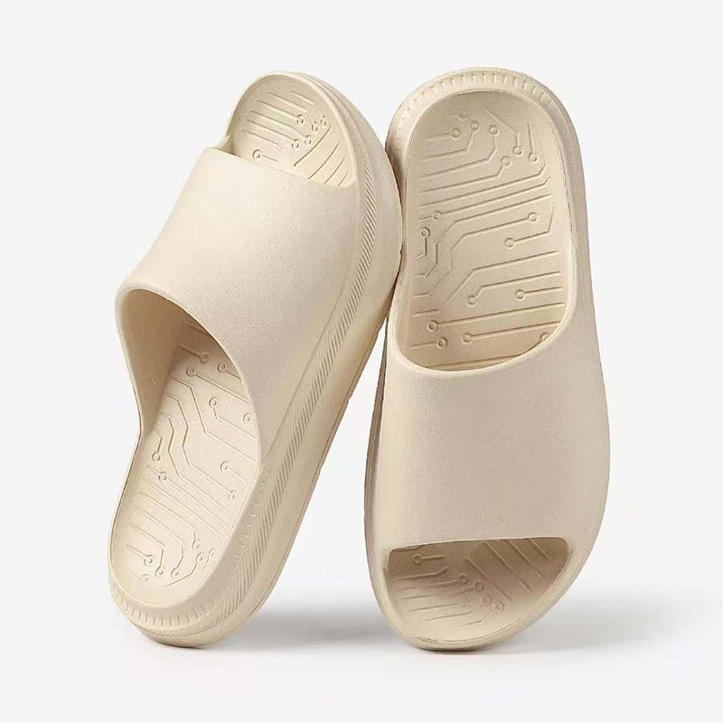 1768642793217682.jpg 雅购特拖鞋