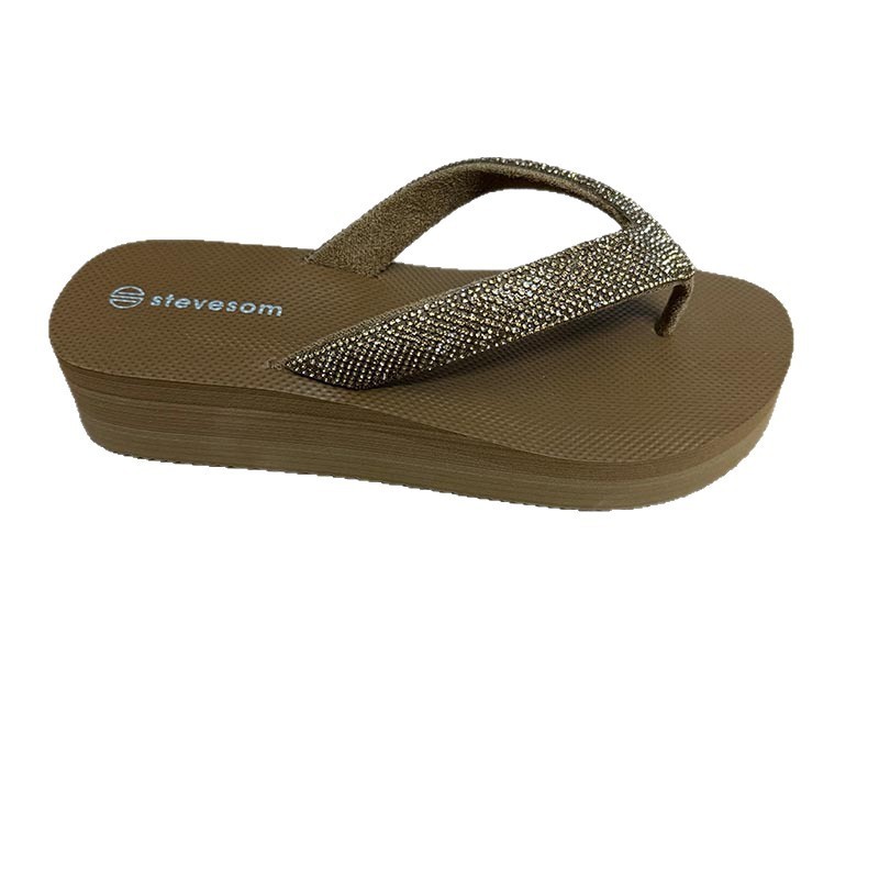 1768784732674264.jpg 雅购特拖鞋