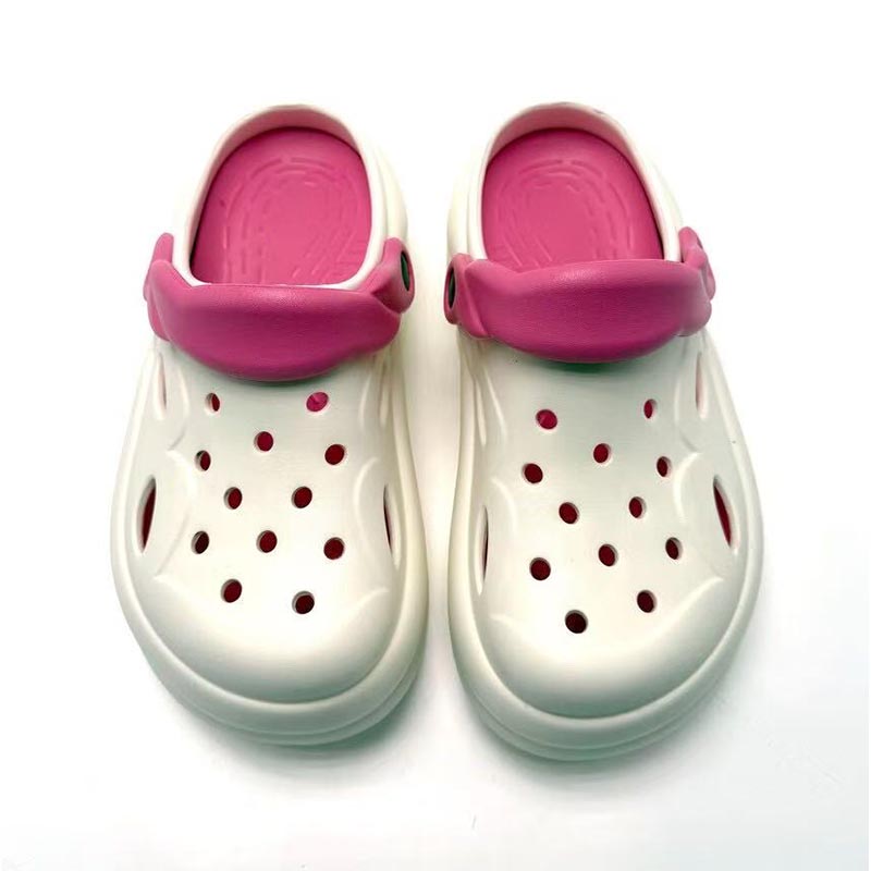 1768788288994606.jpg 雅购特拖鞋