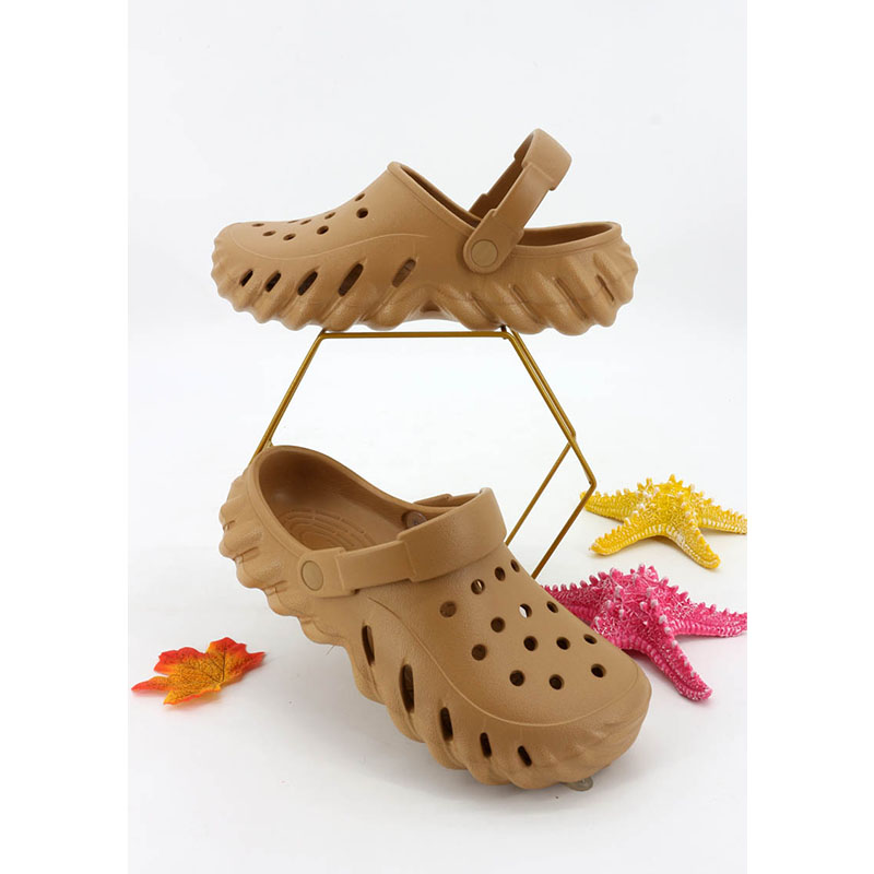 1768809843605751.jpg 雅购特拖鞋