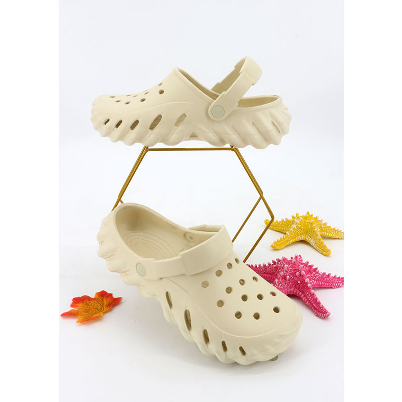 1768809844640773.jpg 雅购特拖鞋